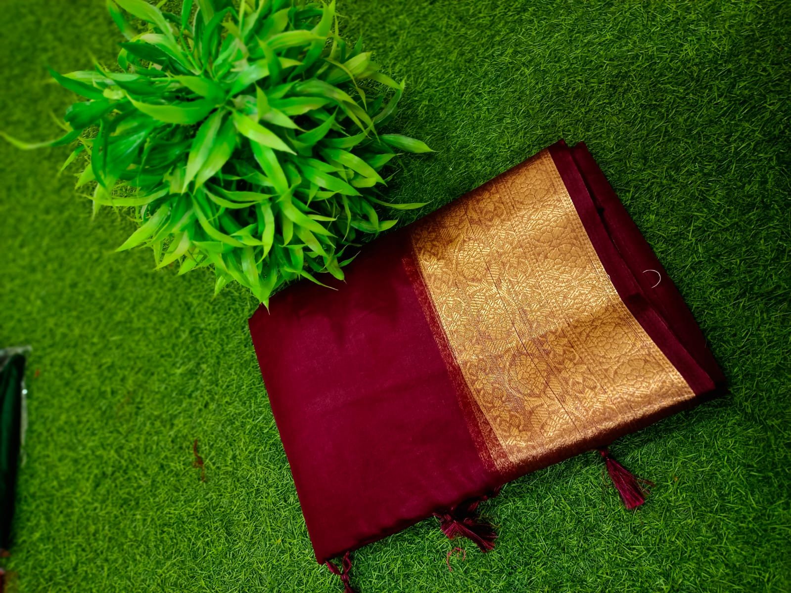 Handcrafted Maroon Maslin Organza Saree with Golden Border & Matching Blouse Piece