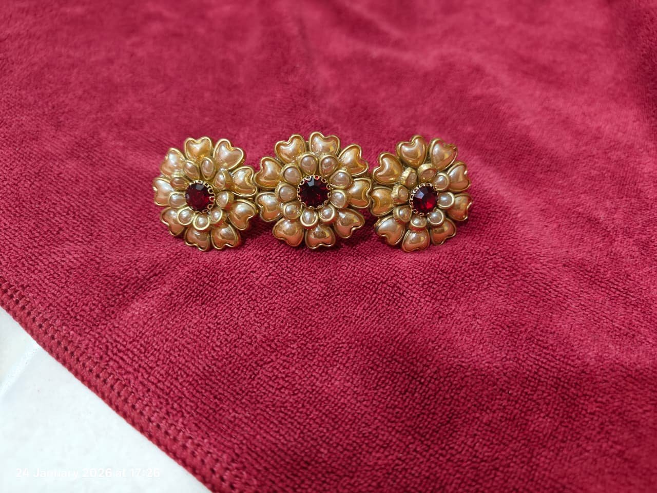 Royal pearl floral hair barrette