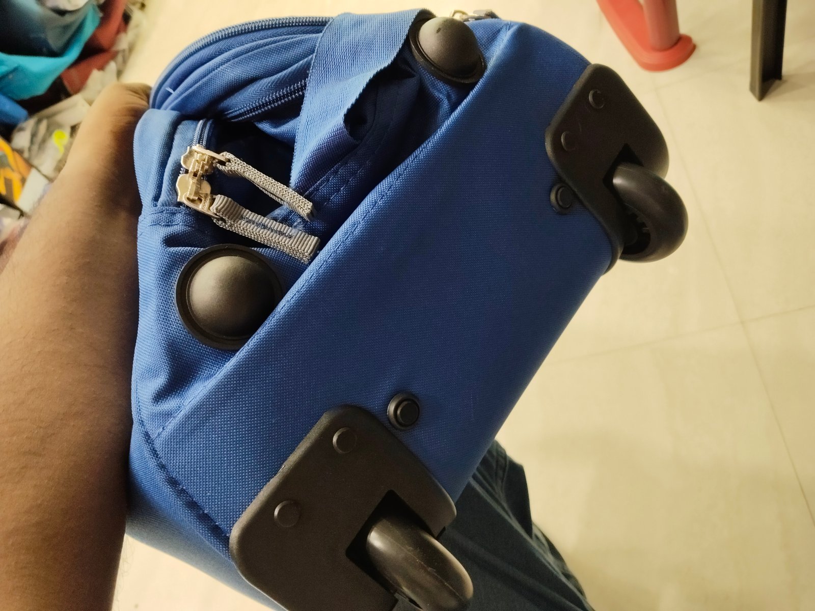 Kam zane wheel duffel 52 for Bags online India