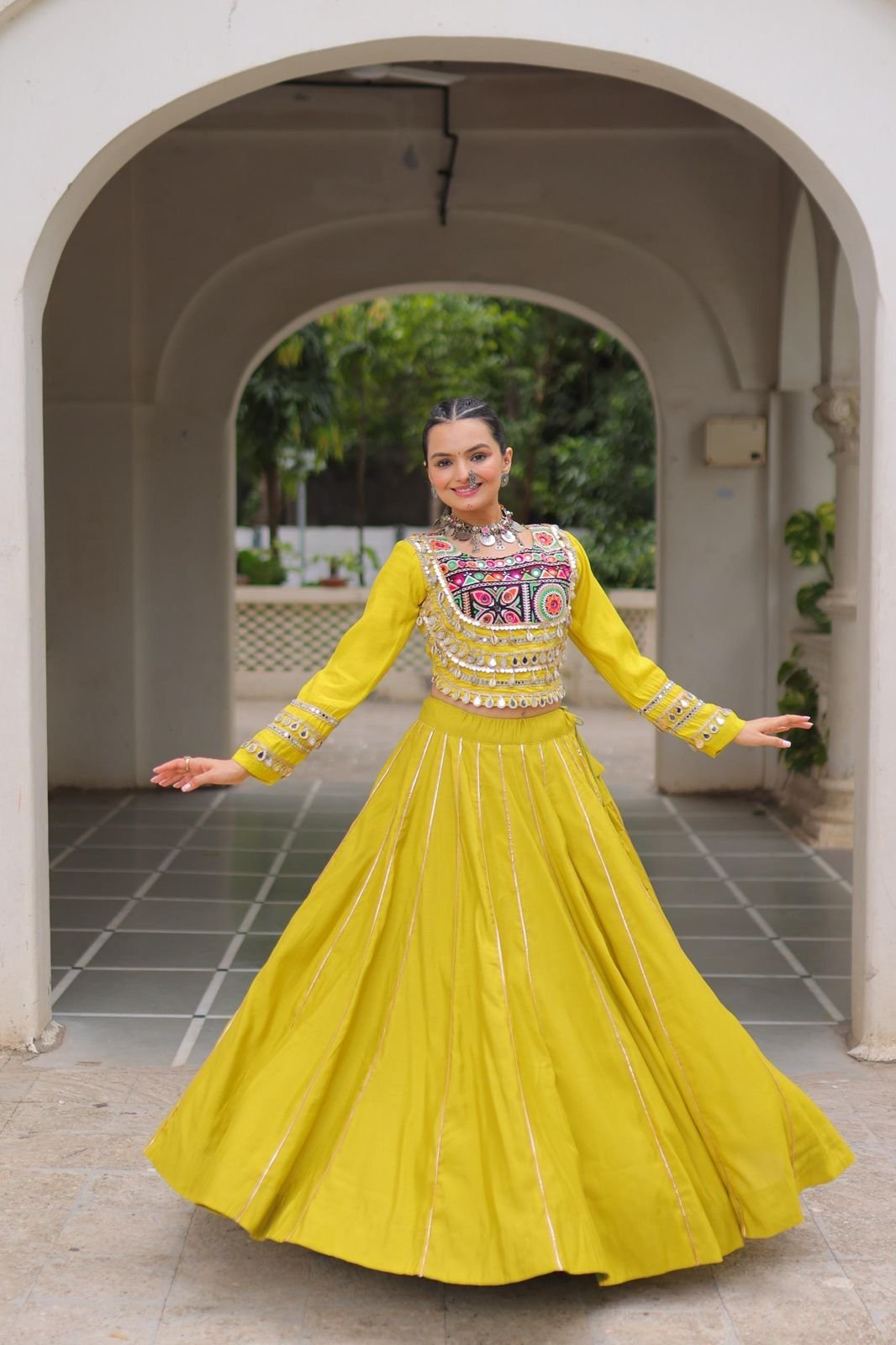 LEHENGA CHOLI  Set for Ethnic Wear online India
