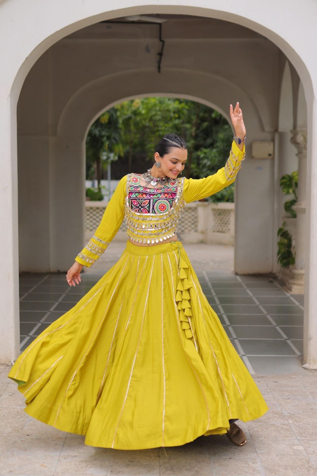 LEHENGA CHOLI  Set for Ethnic Wear online India