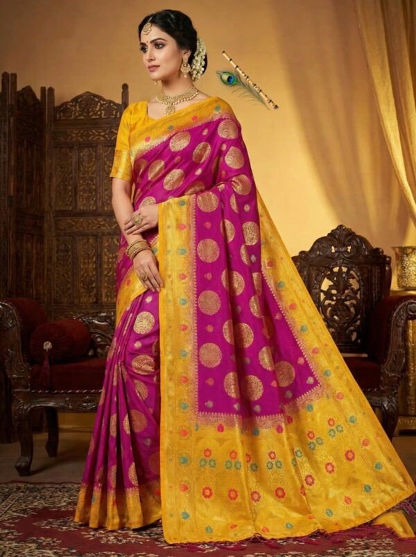 Handcrafted Wedding & Festive Wear Elegant Cream Bangalore Dola Silk Saree with Pink Contrast Border & Golden Zari Butti –  with Blouse Piece for Ethnic Wear online India