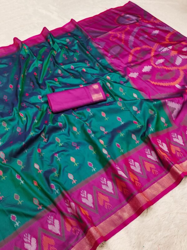 Handwoven Traditional Pure Ikat Pochampally Silk Saree in Ikat Pallu & Blouse Piece for Ethnic Wear online India
