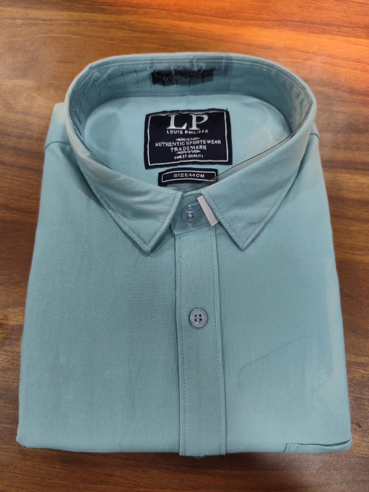 Men’s Slim Fit Solid Cotton Formal Shirt for Formal Wear online India